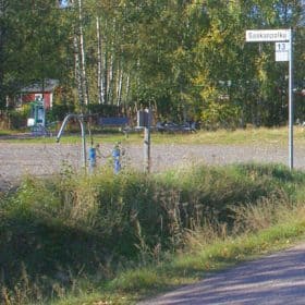 Vesipiste Mäntlahden kylänrannan Hyötiksellä. (kuva IA)
